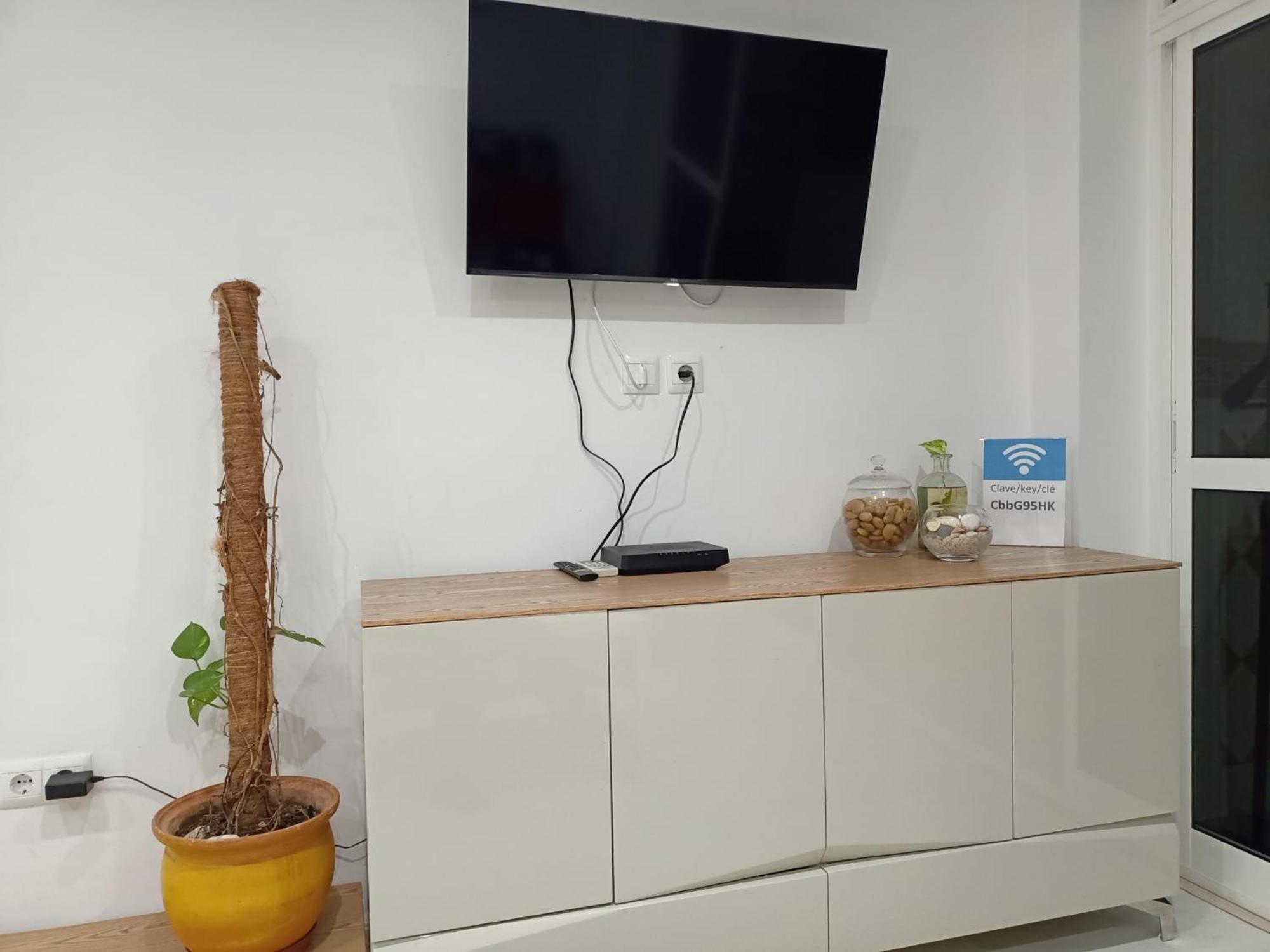 Piso Con Parkinprivado Y A10Minutosdelaplayaandando Appartement Málaga Buitenkant foto