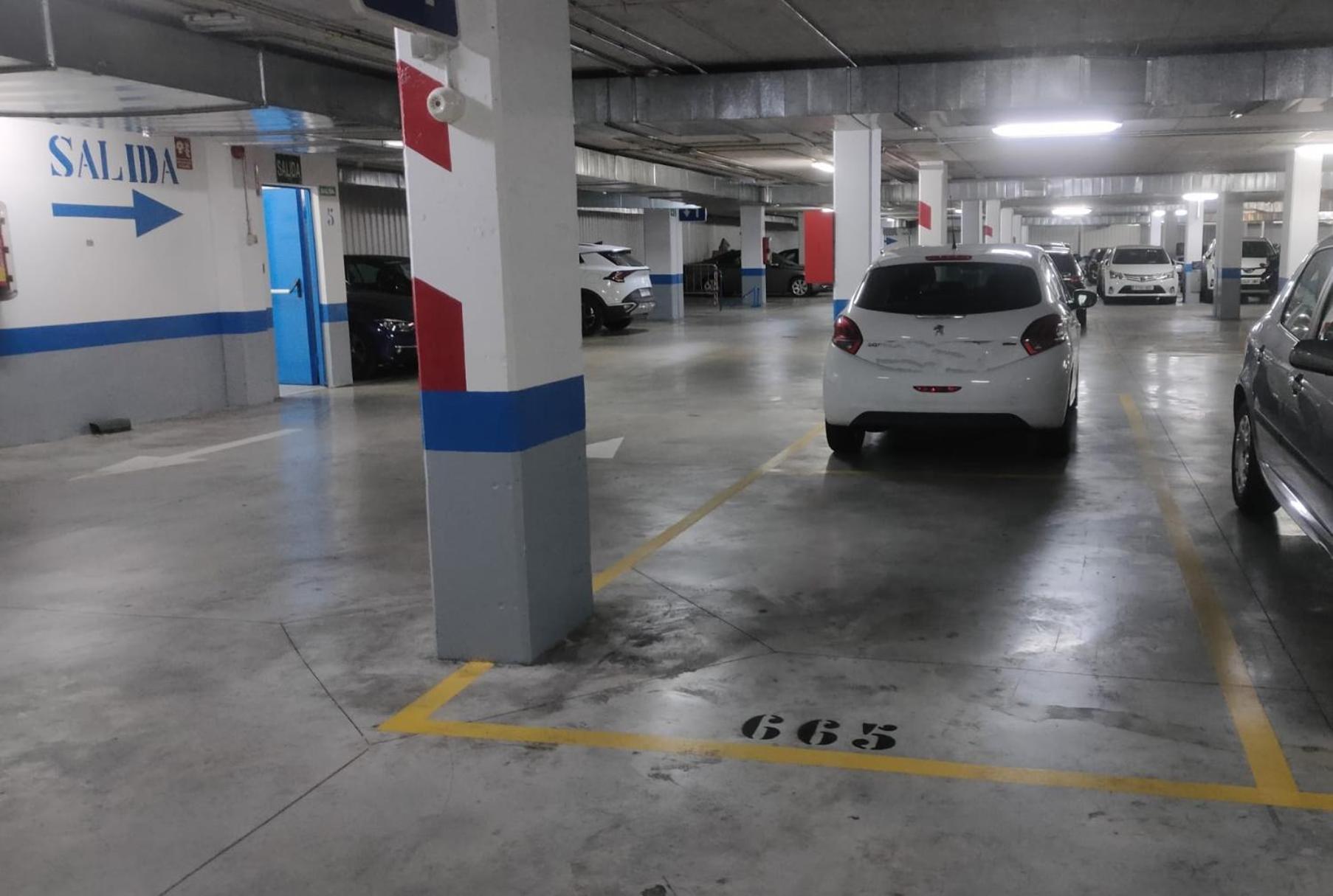 Piso Con Parkinprivado Y A10Minutosdelaplayaandando Appartement Málaga Buitenkant foto